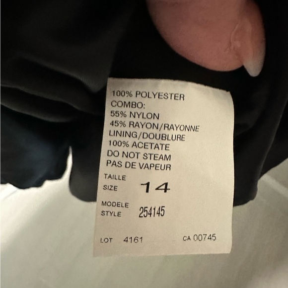 JS Boutique Black Lace Top w Pleated Bottom- Gorgeous Ruched Waist & Side Zipper - Picture 9 of 11